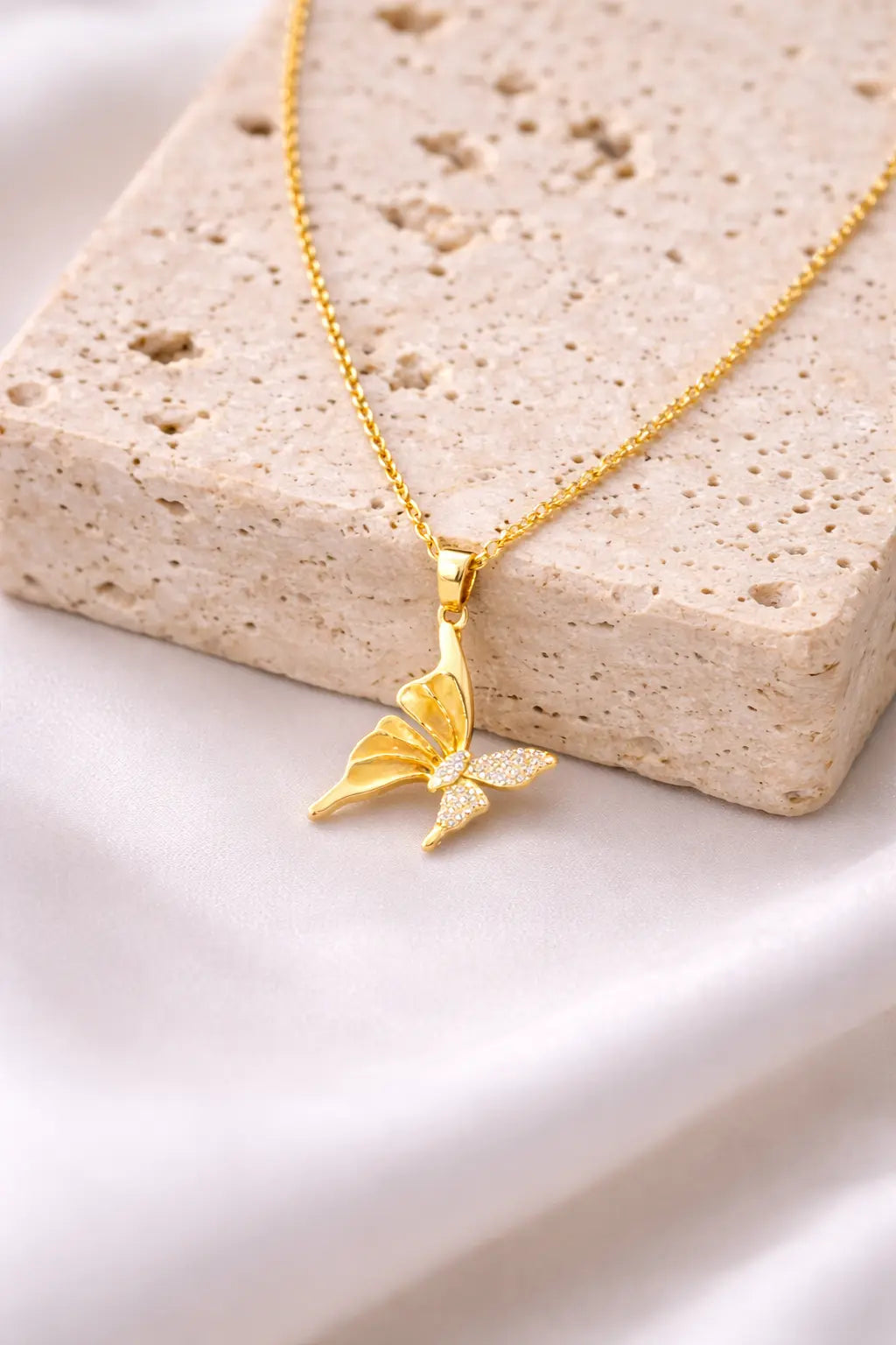 Mehrify Golden Butterfly Pendant Necklace – Elegant Gold-Tone Crystal Jewelry for Women