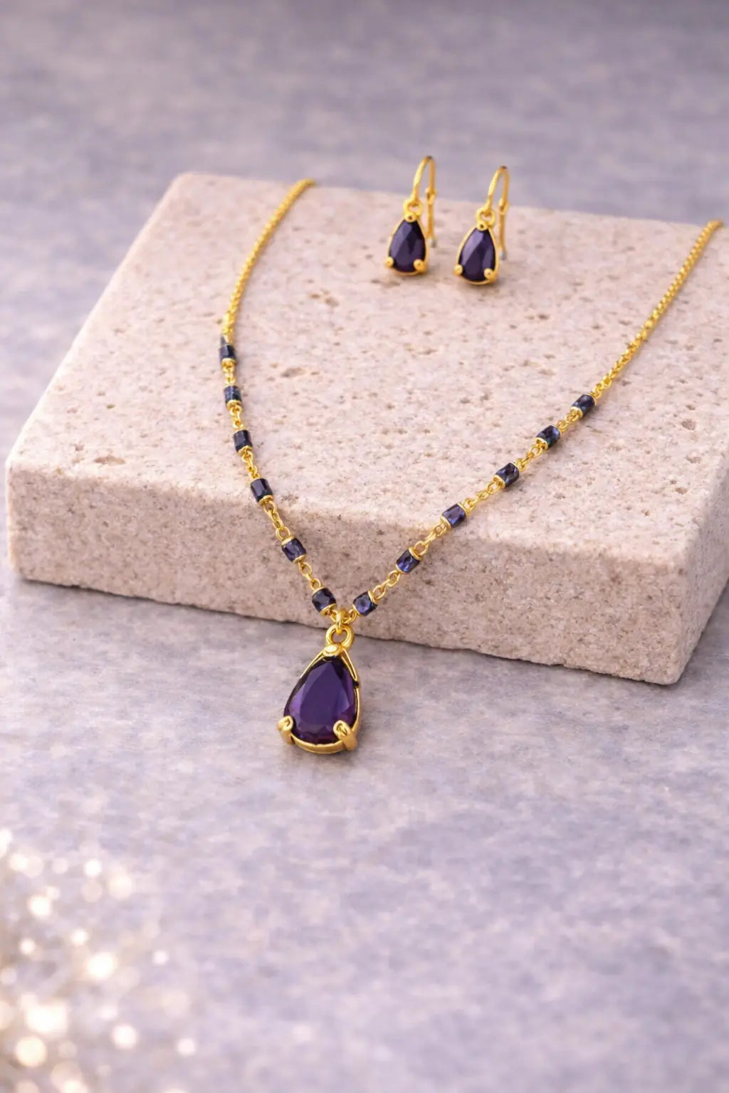 Mehrify Red Crystal Beaded Pendant Necklace – Gold-Tone Elegant Jewelry for Women