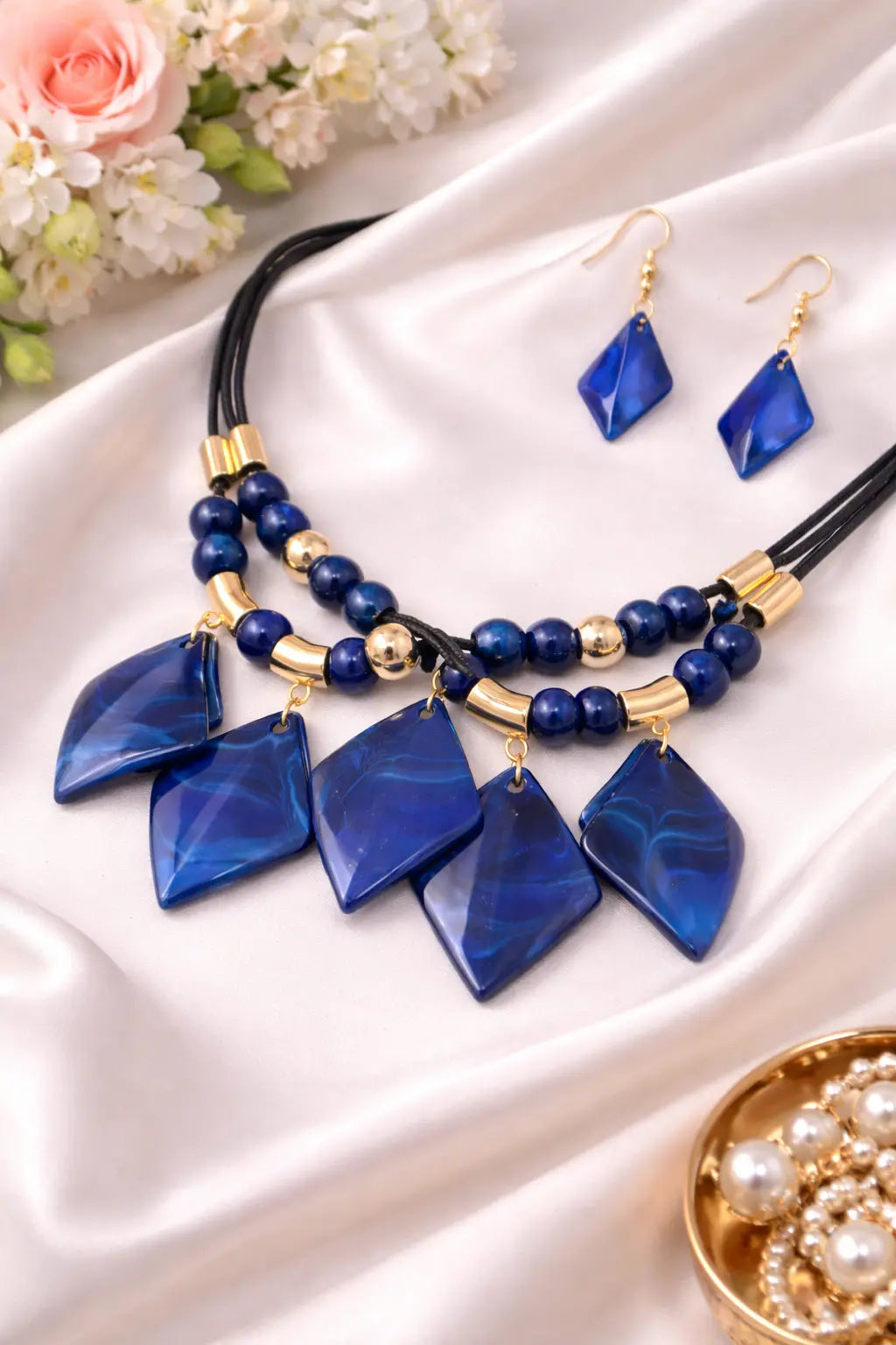 Mehrify Geometric Statement Beaded Necklace Set – Bold Blue & Red Designer Jewelry for Women
